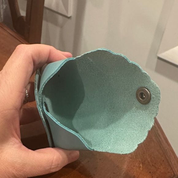 Portland Leather Card Holder - Picture 4 of 4